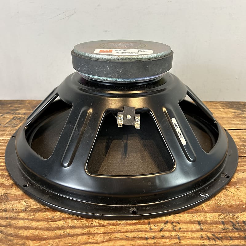 JBL M115-8A 15