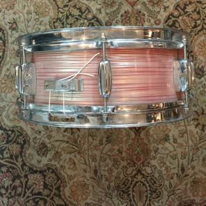 Rogers Holiday 5x14 Snare 1961 Wine Red Ripple Pearl image 4