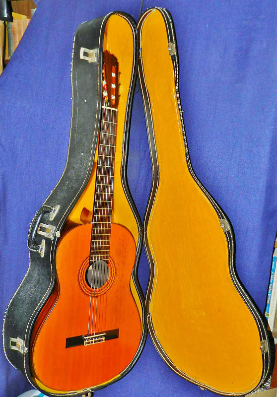 Beautiful 1980s Cervantes MC-400 Classical Guitar image 1