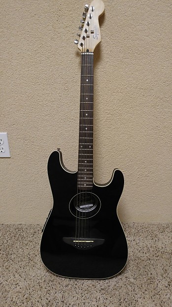 Squier Stratacoustic 2000s Black