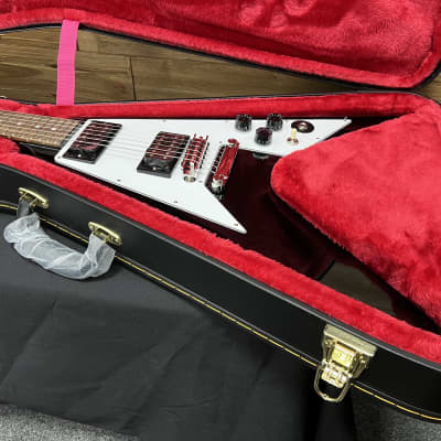 Epiphone Kirk Hammett 1979 Flying V guitar  2023 - Ebony Gloss 7lbs 4oz. w/ hard case. New! image 19