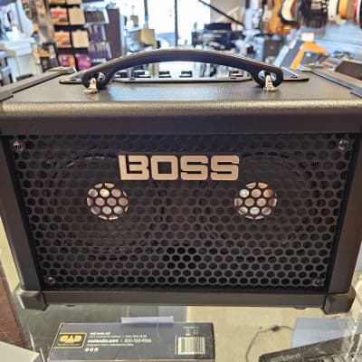 Boss Dual Cube Bass LX 10-Watt 2x5