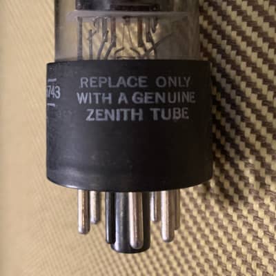 Late 60’s Zenith 6V6 GT HO tube used image 2