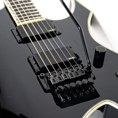 B.C. Rich Warlock NJ Deluxe w/ Gigbag – Iconic Metal Axe with Aggressive Looks, Stage-Ready Firepower image 4
