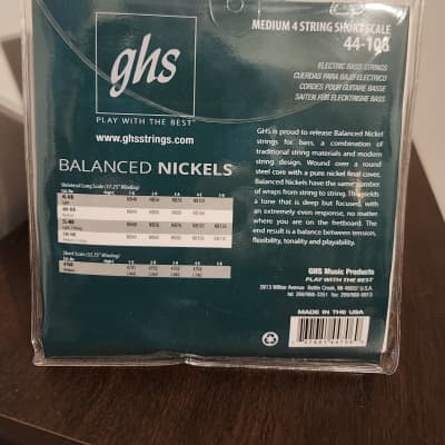 GHS 4700 Balanced Nickels 44-106 Short Scale Bass Strings - Silver image 2