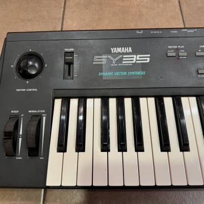Vintage 1992 Yamaha SY35 Vector Synth + EXTRAS