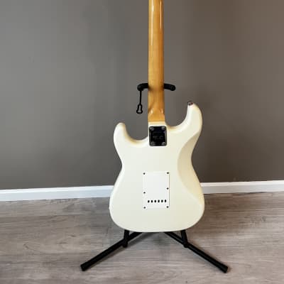 Fenix Stratocaster 1987 by Young Chang Vintage White image 7