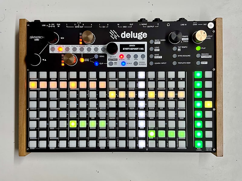 Synthstrom Audible Deluge OLED