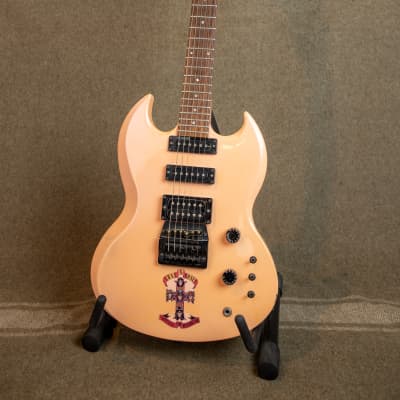 1985 Gibson SG Special 400 Electric Guitar - Guns 'n Roses Duff McKagan Panther Pink Made in USA image 3