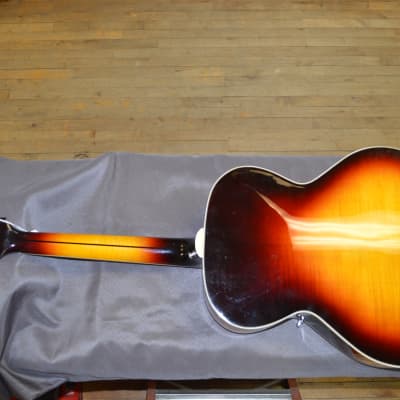 The Loar LH-500 Archtop image 2
