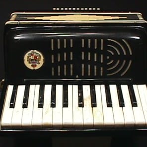 Vintage Italian Made Noble 12 Bass Accordion in  Original Case  & Ready to Play as-is image 3