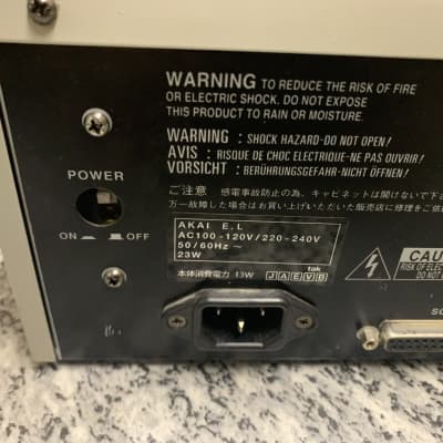 Akai MPC2000 MIDI Production Center 1997 - 2001 - Grey image 6