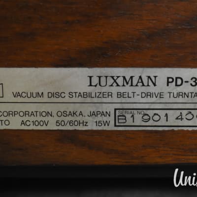 Luxman PD-300 Belt Drive Turntable W/ SAEC WE-407/23 Tonearm [Very Good] image 17
