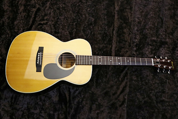 Vintage 1975 made MORRIS F-15 Acoustic Guitar IIDA factory