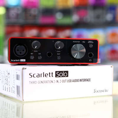  Focusrite Scarlett Solo 2x2 USB Audio Interface 3rd Gen  Manufacturer B-Stock (Renewed) :  Renewed: Musical Instruments