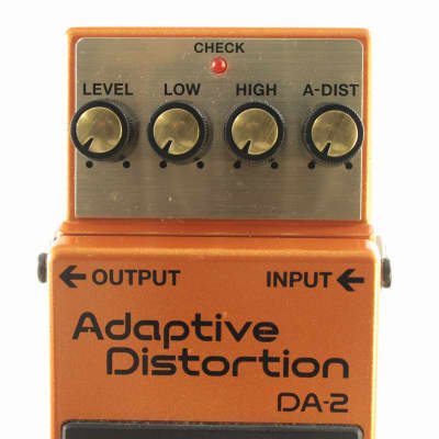 Boss DA-2 Adaptive Distortion | Reverb