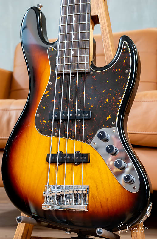 Sadowsky Metro RV5 Bass Made in Japan Sunburst with Rosewood Fingerboard