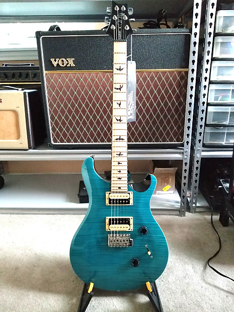 Paul Reed Smith Limited Edition SE Custom 24 with Maple Neck Paul Reed Smith Limited Edition SE Custom 24 with Maple Neck