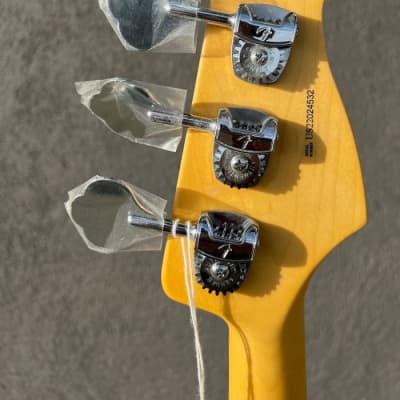 Fender American Professional II LEFTY 4-String Jazz Bass, Dark Night 9.6lbs image 7