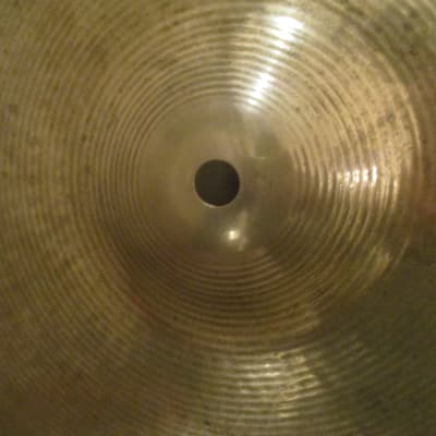 Zildjian Avedis New Beat 14 Inch Hi Hat Top Or Bottom Cymbal, 1294 Grams - Clean! image 3