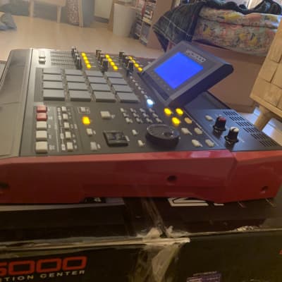 Akai MPC5000 Fully UPGRADED 192RAM+ CD/DVD + HD+ OS 2 + ORIGINAL BOX & MANUAL excellent conditions beautiful custom red sides image 16