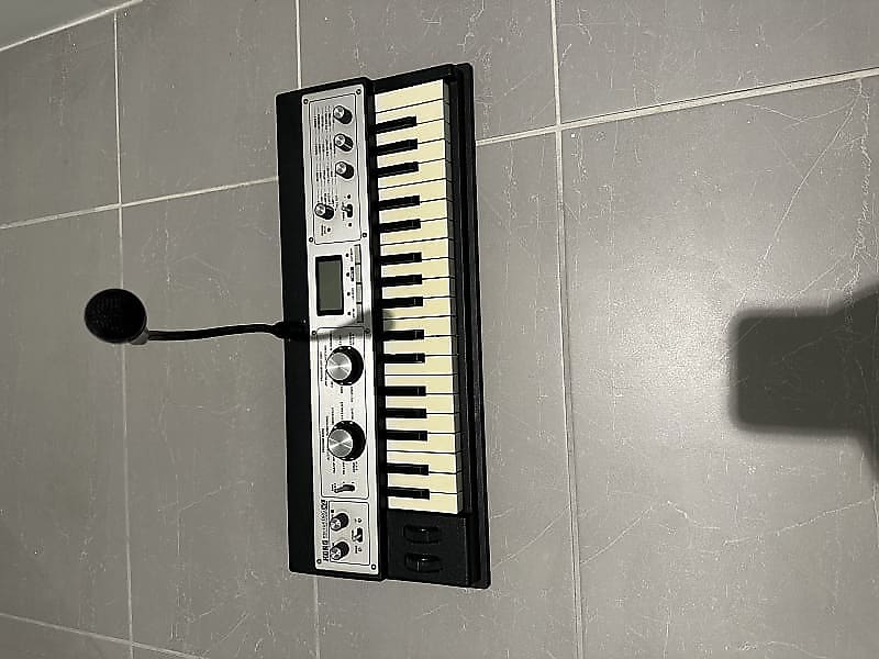 Korg MicroKorg XL 37-Key Synthesizer/Vocoder | Reverb
