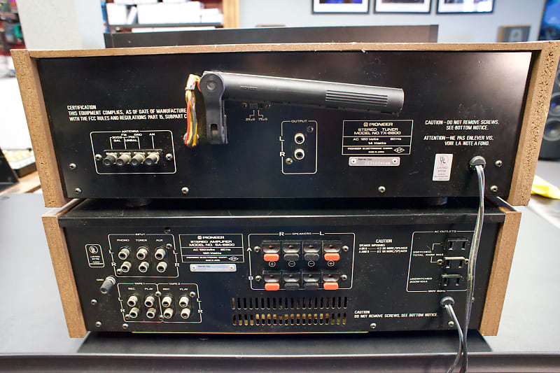 Pioneer SA-6800 Stereo Amplifier & TX-6800 Tuner Combo