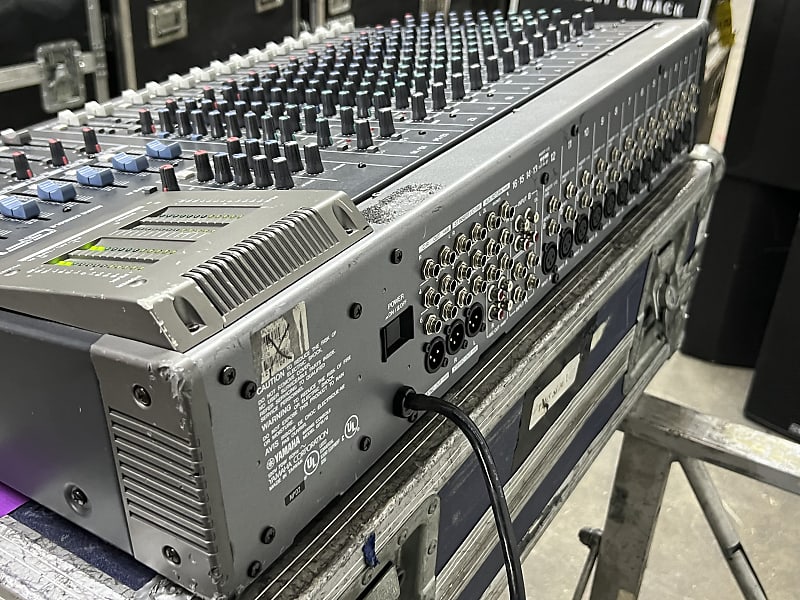 Yamaha GF16/12 16 Channel Analog Mixing Console #03375 (One 