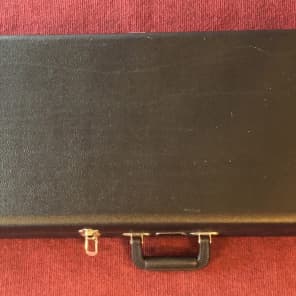 Fender Strat/Tele Plush G&G Hard Case Black image 4