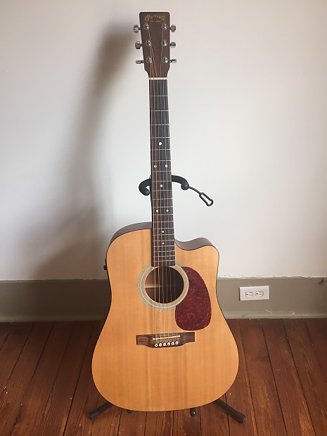 Martin DC 1E with Fishman preamp