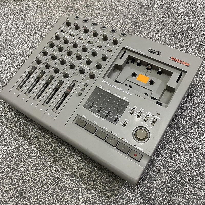 TASCAM 424　ミキサー Tascam Portastudio 424 MKIII MK3 4 Track Cassette Tape