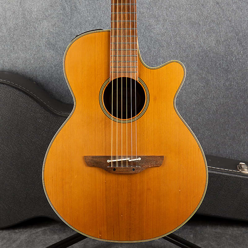 Takamine EN30C ElectroAcoustic Guitar Hard Case 2nd Hand Reverb