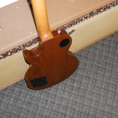 Gibson Les Paul Tribute 2021 - sunburst image 7
