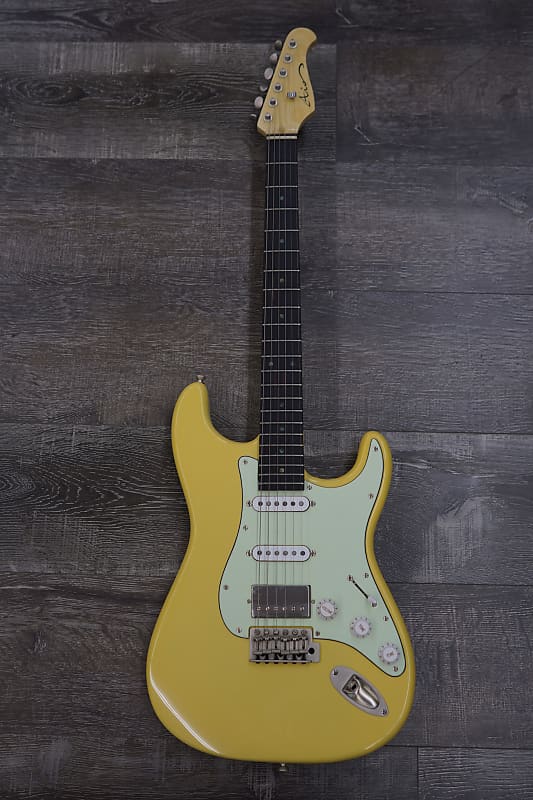 AIO S4 Electric Guitar - Buttercream (Mint Pickguard) | Reverb