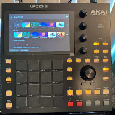 Akai MPC One Standalone System - Black - Excellent Condition - Complete w/Packaging image 7