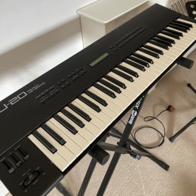 Roland U-20 61-Key RS-PCM Synthesizer 1989 - 1992 - Black