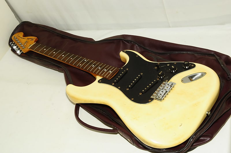 fender Japan ストラトキャスター Fender JAPAN Stratocaste Electric Guitar RefNo.5697 | Reverb