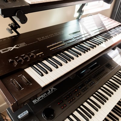 Yamaha DX5 (High Quality Shipping / Handling)