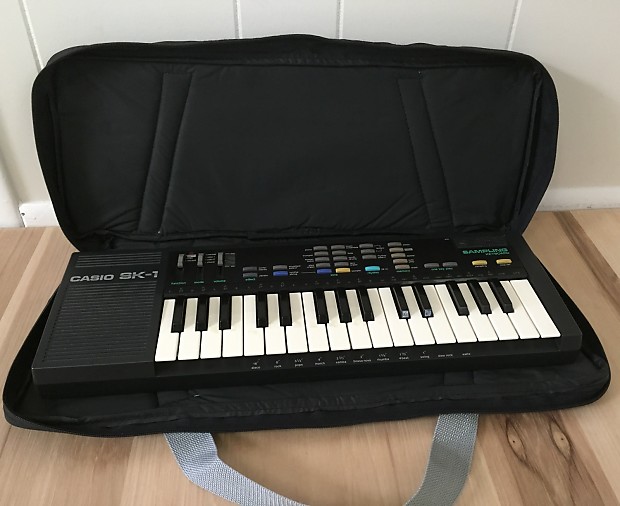 Vtg Casio SK-1 Sampling Keyboard Synthesizer *Fully Tested Vtg Casio SK-1 Sampling Keyboard Synthesizer *Fully Tested