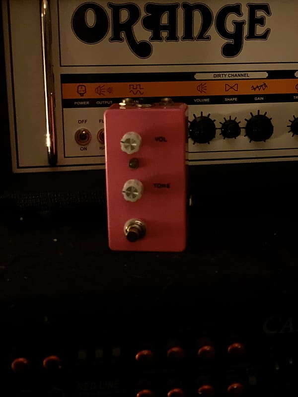 Montreal Assembly Your and you’re 2017 Hot pink Reverb