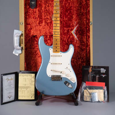 Fender Fender 57 Stratocaster Relic  2022  Ice Blue Metallic image 10