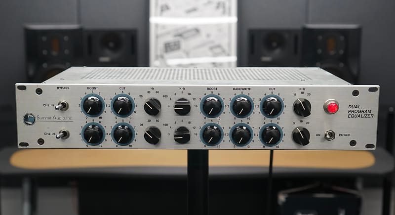 Summit EQP-200A | Reverb