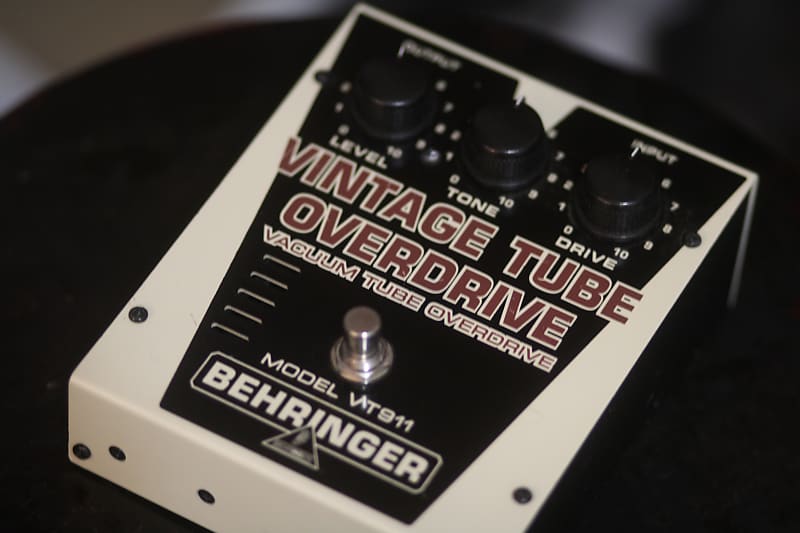 Behringer VT911 Vintage Tube Overdrive