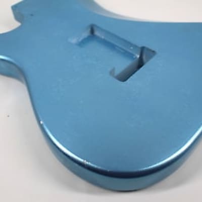 MJT Stratocaster body VTS 2023 - Ice Blue Metallic (nitrocellulose) light relic image 9