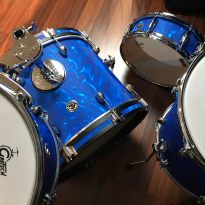 Gretsch Blue Satin Flame Catalina Club Jazz 12, 14, 18 and Snare CT1-J484-BSF image 3