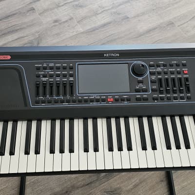 Ketron SD9