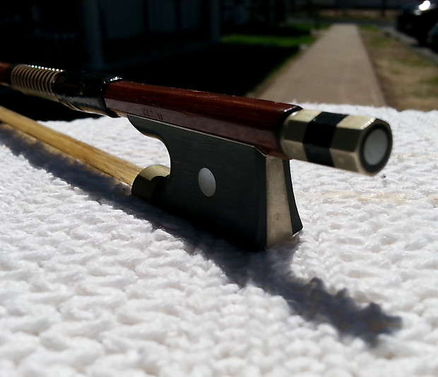 Berini violin bow top