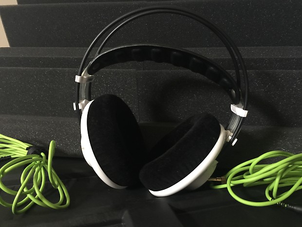 AKG Q701WHIT Signature Series Quincy Jones Over-Ear Headphones image 1