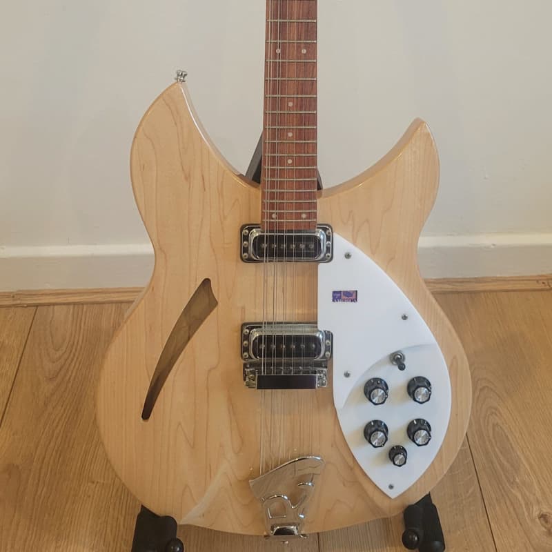 2001 Rickenbacker 330/12 Mapleglow