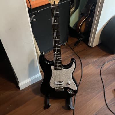 Fender Limited Edition Tom DeLonge Signature Stratocaster 2023 - Black image 1